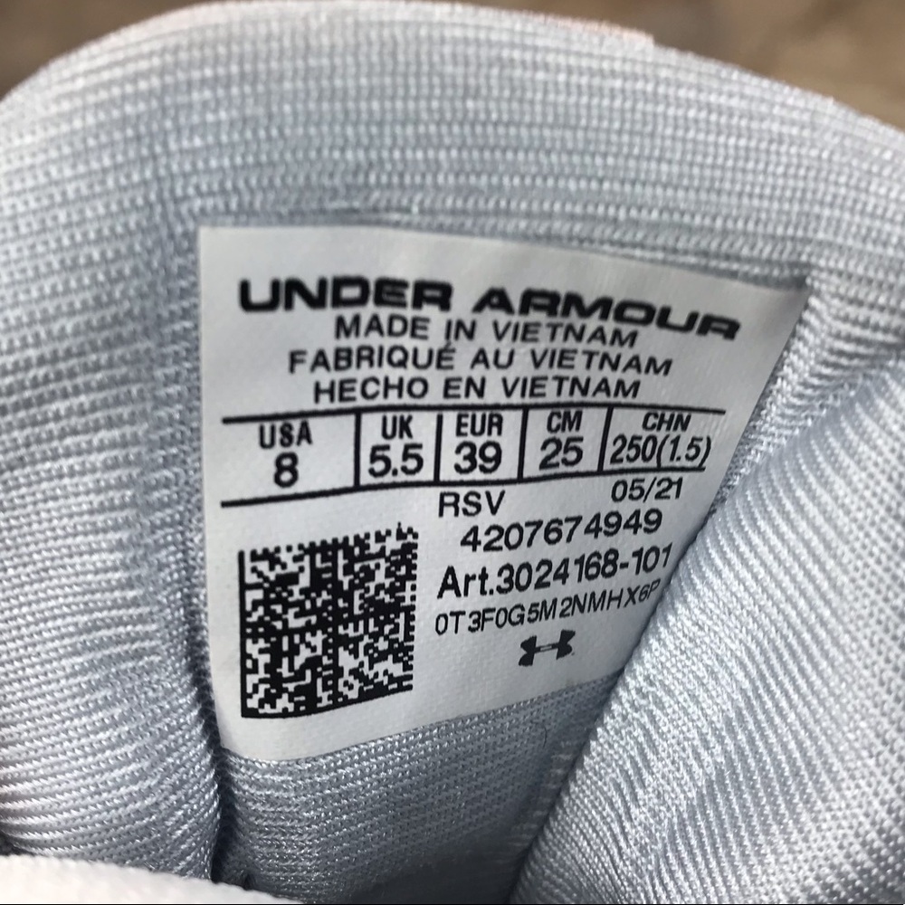 NEW Under Armour Charged Breathe Bliss PS Running Shoes White Grey NWOB - Picture 9 of 9